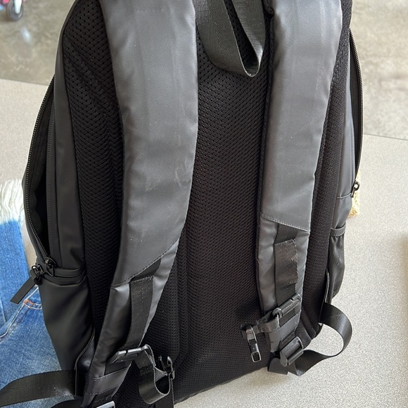 Gymshark Backpack - Picture 3 of 5